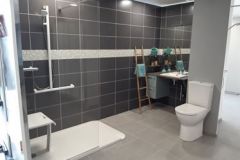 Salle de bains PMR Vichy